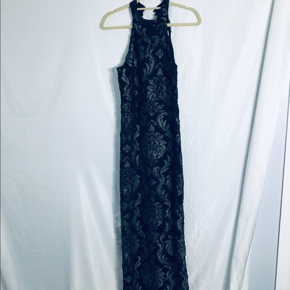 Veronica M elegant halter prom dress - Picture 5 of 6